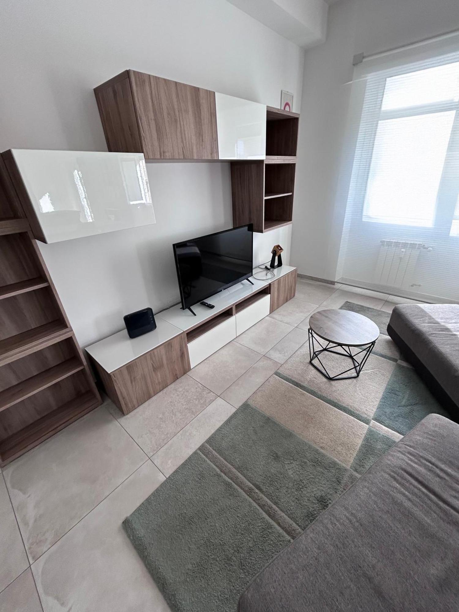 Realty Company Tor Millina Appartamento